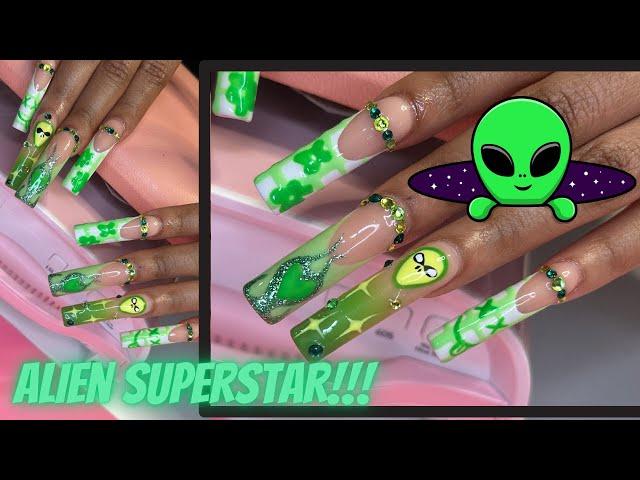 Green Alien Superstar Acrylic Nails