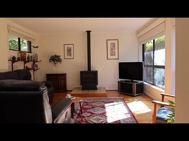 42 chuculba Crescent, Giralang listed.by the mcreynolds & cris o'brien