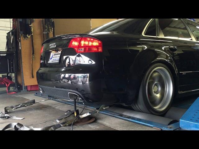 My 2008 Audi RS4 on the dyno! Redline pull happens at :39, but some nice exhaust burps before that!