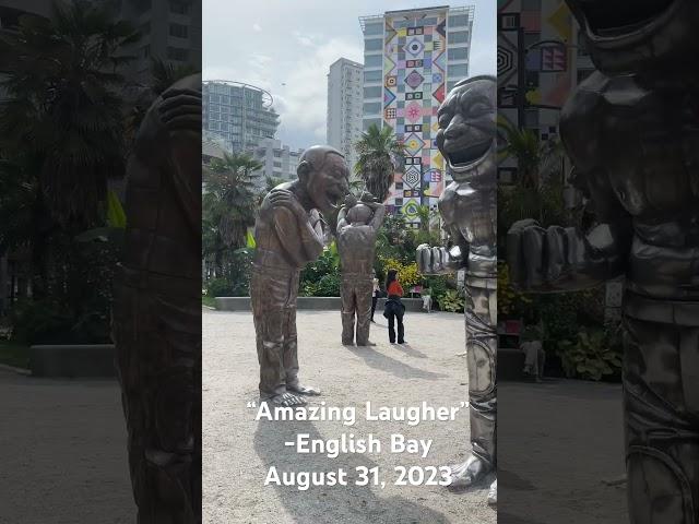 Enjoy Yue Minjun's ‘Amazing Laugher' sculpture in Vancouver#englishbay #vancouver#laugher#sculpture