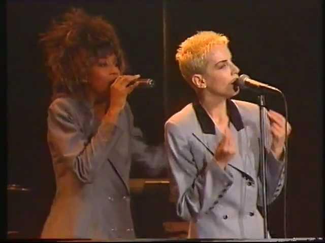 Eurythmics -  Live In Rome 1989