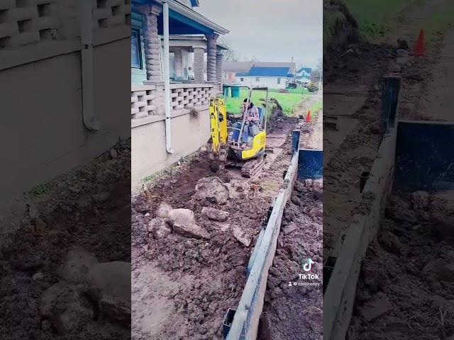 Mini Excavator Action! #pouringconcrete #construction #concretepouring #diy #concrete