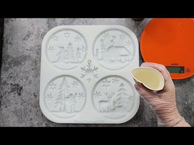 #2071 Stunning NEW Christmas Mold For Resin Coasters & Decorations