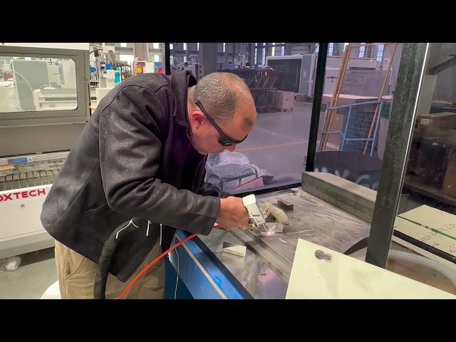 Brazilian customer uses laser welding machine for the first time