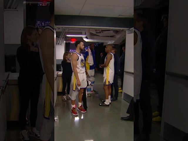 INJURED Chris Paul comes out to tell Steph something he saw