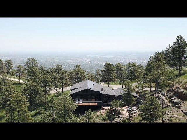 Check Out This Home OVERLOOKING the town of Boulder, Colorado!