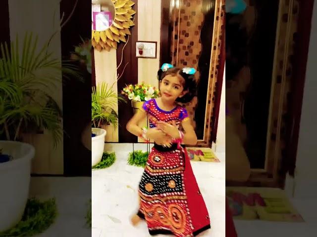 Ghoomar Dance by Radha #ghoomar  #trandingdance  #bestdanceperformance