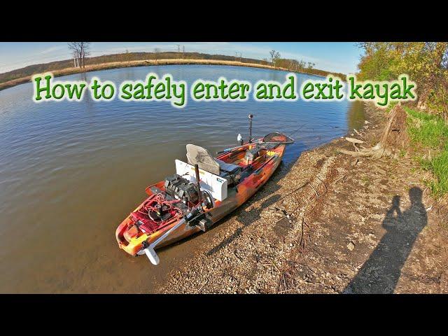 ENTERING AND EXITING A KAYAK WITHOUT STEPPING INTO THE WATER