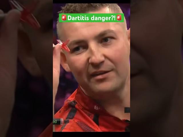 is the Asp struggling with Dartitis? Darts Nathan Aspinall  all the best NathanDart