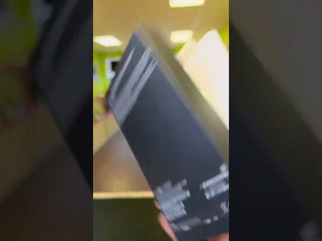 ️FAKE IPHONE ALERT ️ I CAN’T BELIEVE THEY EVEN DID THIS  #shorts #iphone13promax #apple #iphone
