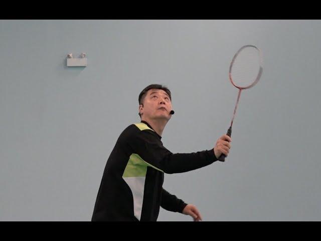 Badminton-Backhand Clear: The Most Powerfull Hitting Skill  "The Wave" (1) What is it?