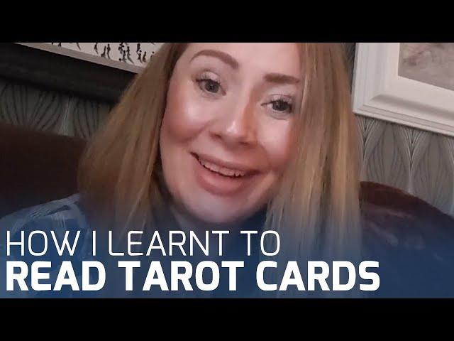 How I Learnt to Read Tarot Cards (with Victoria)