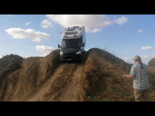 HYMER ML T 570 / 580 CrossOver Offroad Fahrtraining!