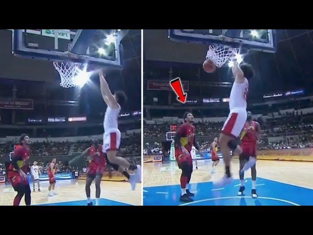 Japeth Aguilar shocks JMF & Ginebra fans w/ Insane two handed Poster Slam!