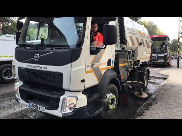 JOHNSTON VT652 ROAD SWEEPER - JM CLARK LTD