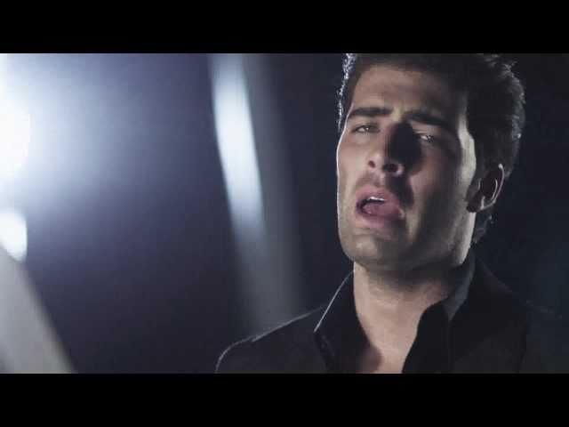 Jencarlos Canela - NEW "Mi Corazón Insiste" Con Letra