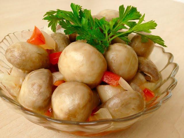 Marinated Mushrooms, Homemade  (Champignons)