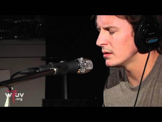 Ben Howard - "Black Flies" (Live at WFUV)