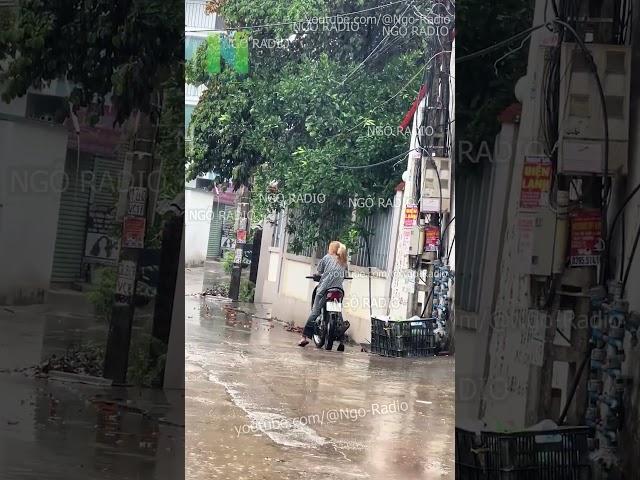 Mưa không biết chạy vào nhà là có thật
