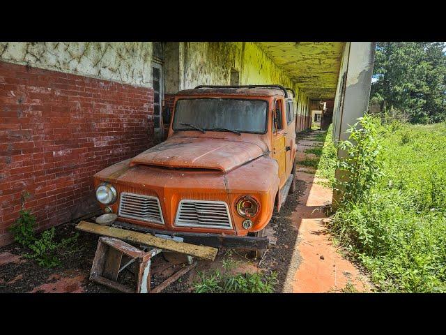 ATÉ UM CARRO ANTIGO ABANDONADO NO CONVENTO DAS FREIRAS!