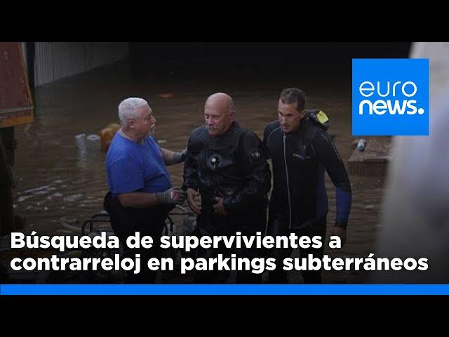 Buscando supervivientes en el parking del centro comercial Bonaire en Valencia