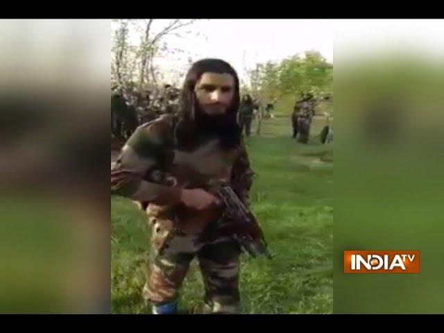 New video of 30 Kashmiri militants goes viral