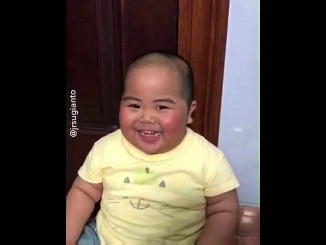 Tombik Bebek Gülüşü/asian baby laugh