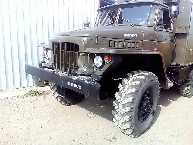 loading a soviet military truck ural 375d radio box