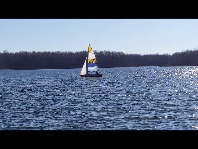 Solo Sailing an Ozarks Lake, 12-10-20, 72 Degrees