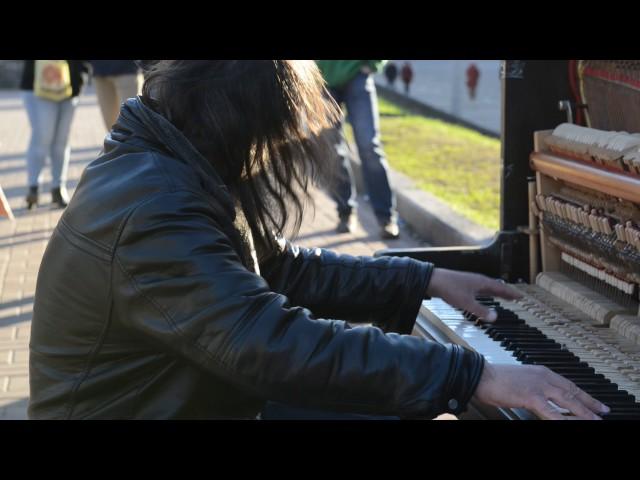 Kiev street piano. Stop russian agression in Ukraine! Stop russian killers!