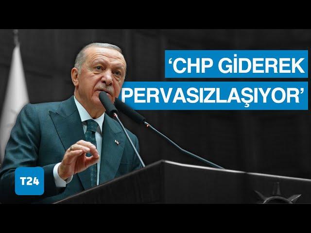 Erdoğan: Özel tükürdüğünü yaladı, adı fırıldağa çıkan birine rozet taktı