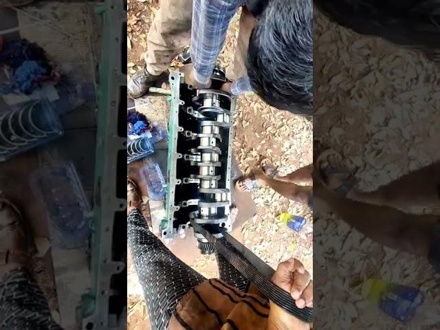 Cummins Crank Shaft Loading #shorts