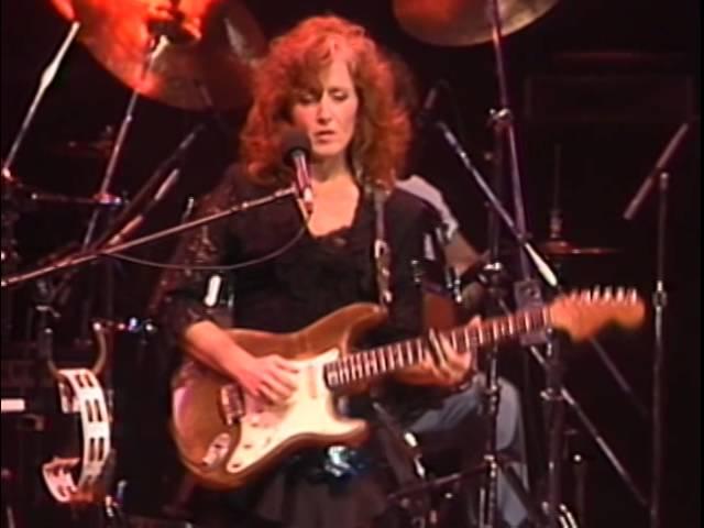 Bonnie Raitt - Have A Heart - 11/26/1989 - Henry J. Kaiser Auditorium (Official)