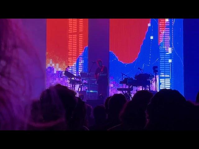 Thom Yorke - Bodies Laughing (Solo Debut!) Christchurch