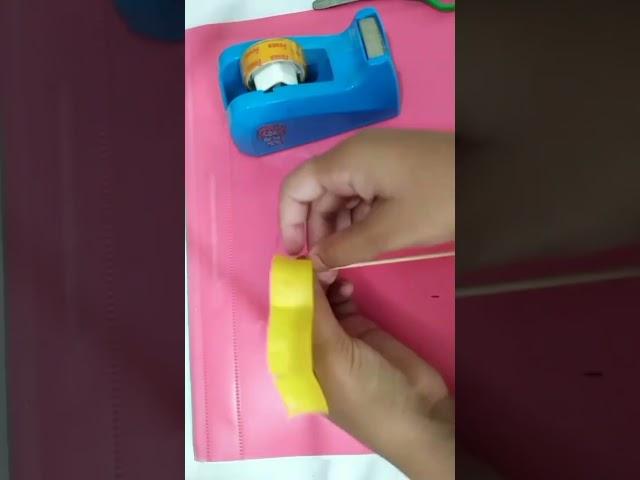 How to make a white flower#diy#trending#craft#ytshort#shorts#short#viral@AyeshaCraftDen