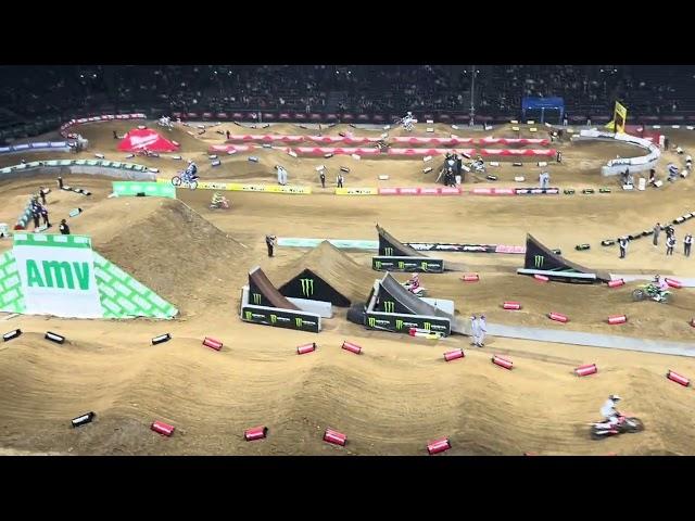 250 main event Supercross Paris 2024