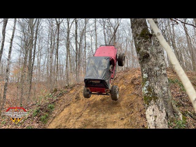 ROCK BOUNCERS, JEEPS & TRUGGYS VS KENTUCKY HILLS N HOLLERS DAY AFTER CHRISTMAS TRAIL RIDE