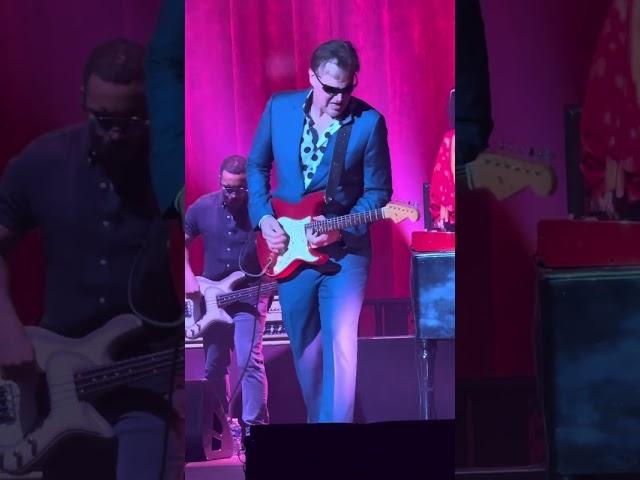 Joe Bonamassa, doing what Joe does, shredding the guitar.  ​⁠ @JoeBonamassaTV