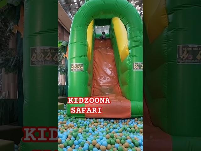 KIDZOONA SAFARI MALL LIVING WORLD #kidzoona #vloganak #shorts