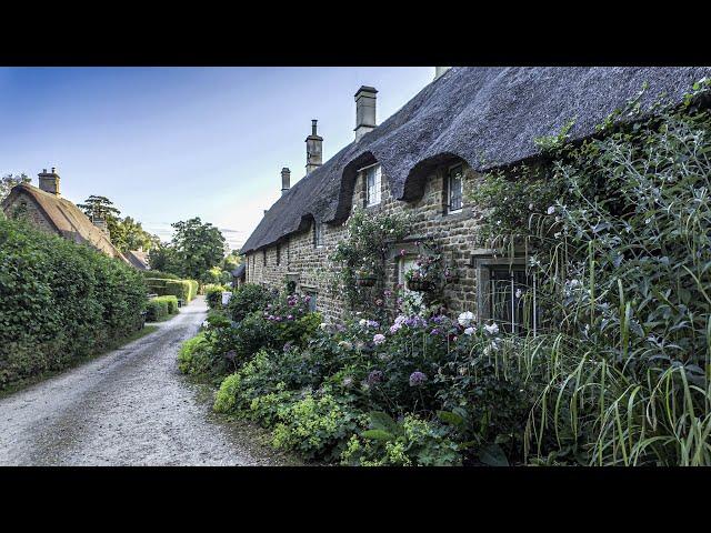 Almost too Beautiful to be True || English Cottages