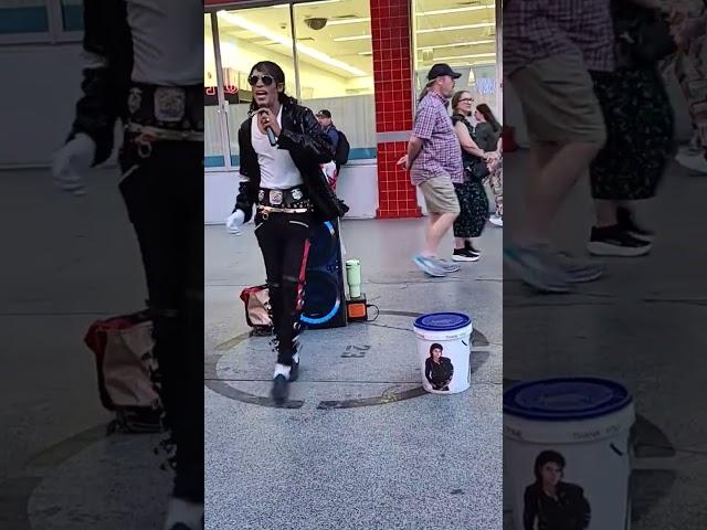 Can you believe Michael Jackson Fremont Street Las Vegas? Check THIS out! #subscribe #michaeljackson