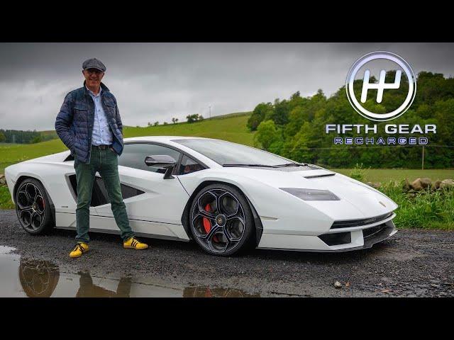 Plato's day with the Lamborghini Countach LPI 800-4 | Fifth Gear