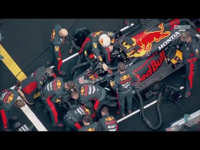 Red Bull F1 mechanics complete a 90 minute repair in 15 minutes on the grid, with 28 seconds to spar