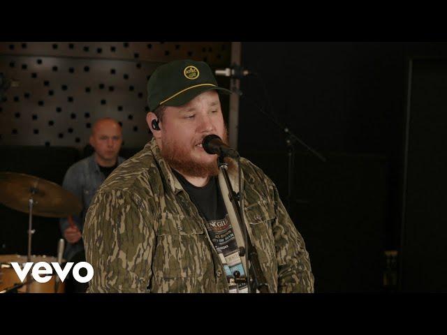 Luke Combs - The Man He Sees in Me (Official Music Video)