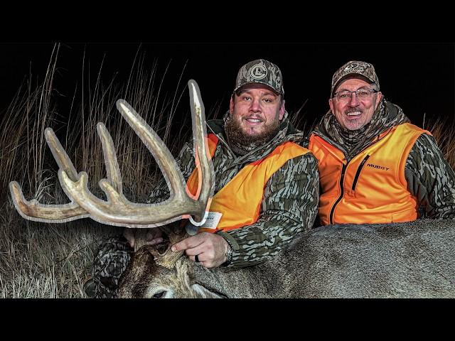 LUKE COMBS Hunts Iowa With Mark Drury | Deer Season 24