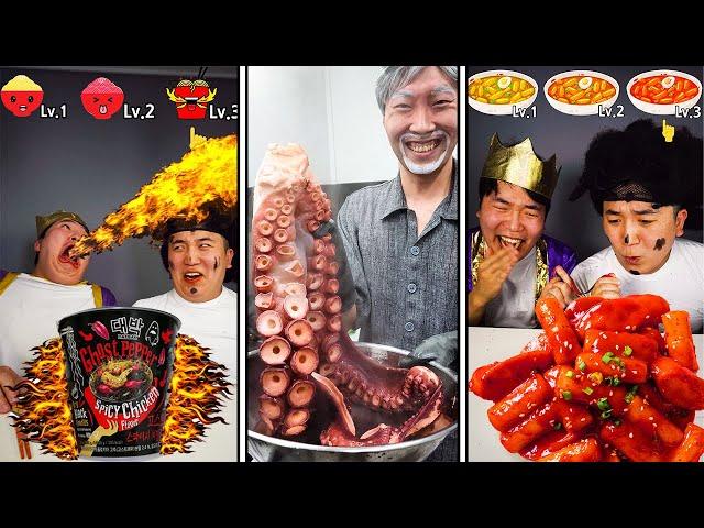 mukbang Koreanische würzige Nudeln, chinesisches Essen, wie man riesige Monsterkraken macht