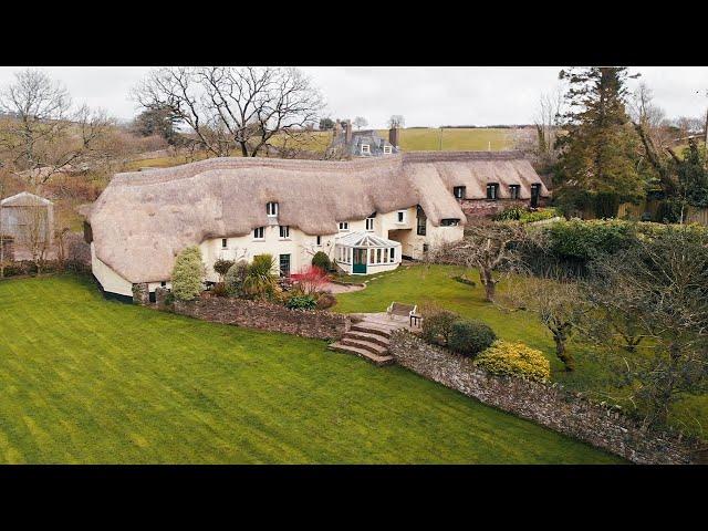 Thatchend, Paignton - Property Video Tour