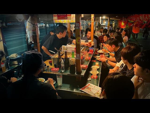 Foreign Exchange Student run Yatai in Fukuoka! Japanese Food Stall!