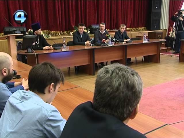Эксклюзивные кадрый визита Игоря Стрелкова в Екатеринбург