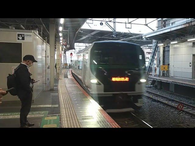 E257系5000番台OM-91編成 特急新宿わかしお号新宿行きミュージックホーンを2回鳴らしながら千葉駅入線